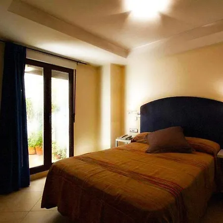 Turisticos Centro Apartment Granada