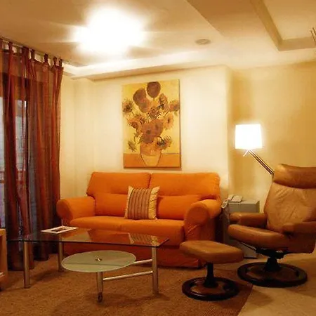 Turisticos Centro Apartment Granada