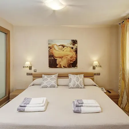 Turisticos Centro Apartment *